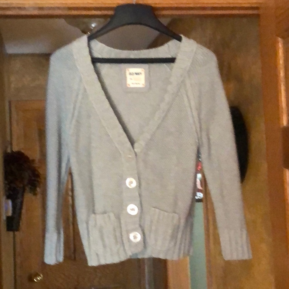 Old Navy shirt sweater